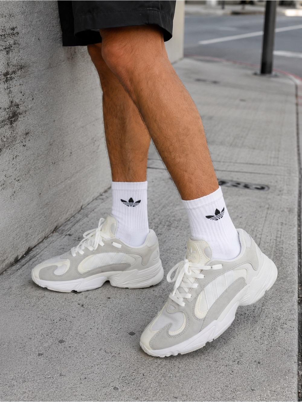 adidas Yung-1 Men’s Size 8 Gray White Suede Mesh Retro Chunky Sneakers